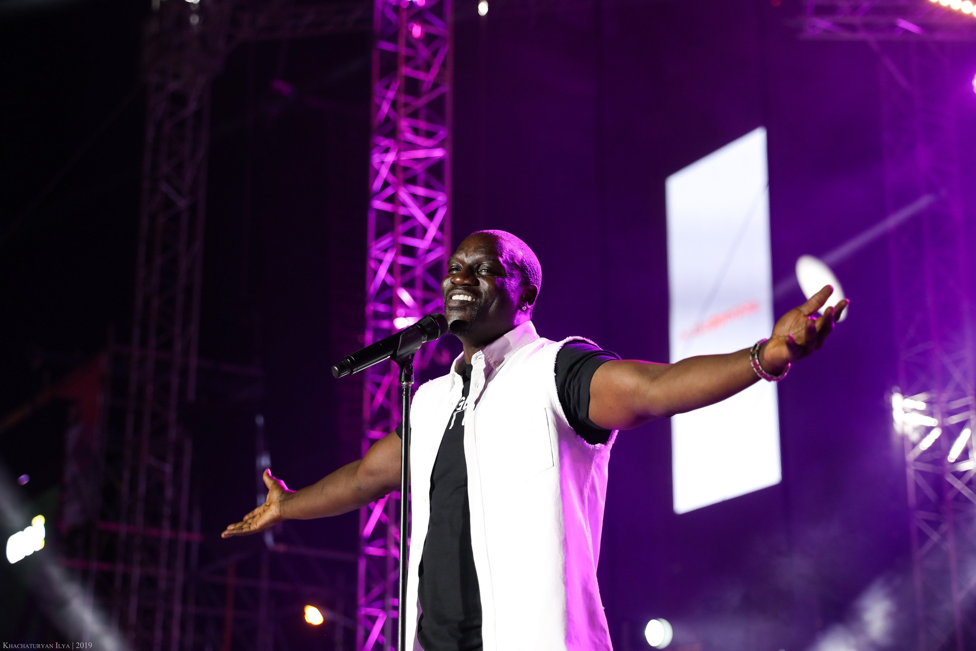 Akon