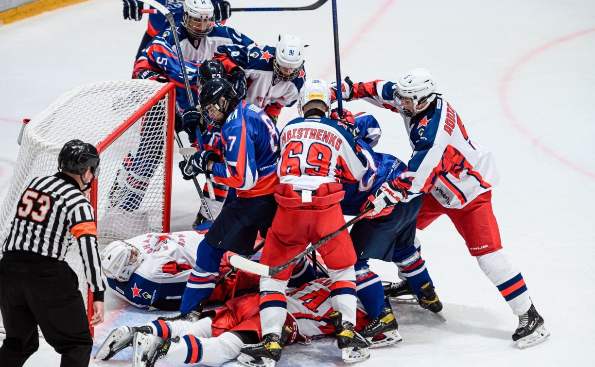 ХК Красная Армия - ХК Сахалинские Акулы